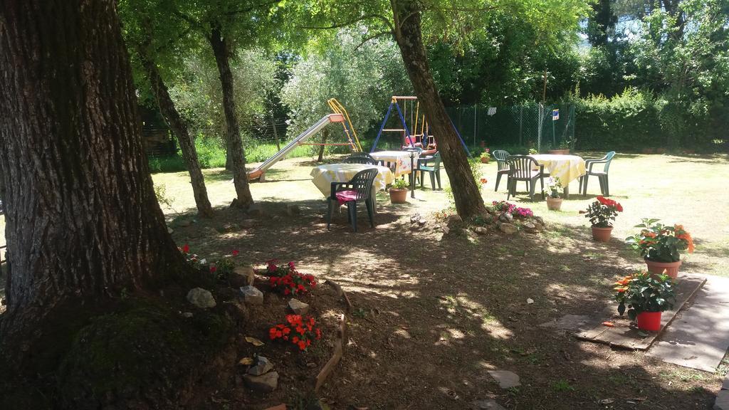 Azzurre Beb Bed & Breakfast Laterina Luaran gambar